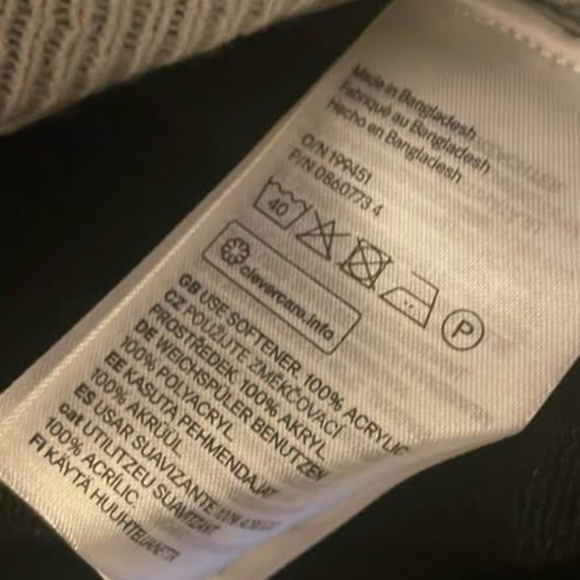 BRAND NEW boy youth h&m christmas sweater size 12-14Y (no tag - in bag) - Picture 4 of 5